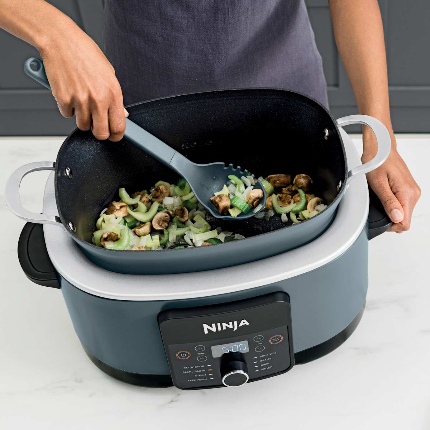 Ninja PossibleCooker Pro Multicooker, Sea Salt Grey - Image 7