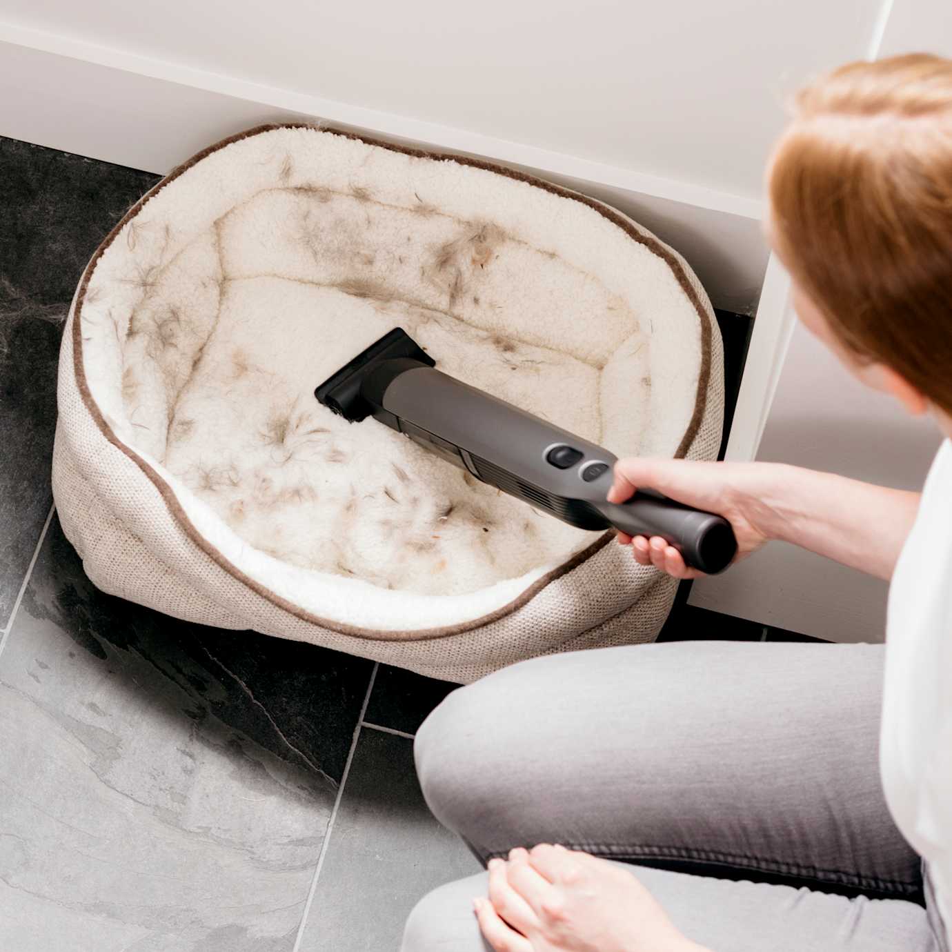 Shark WandVac Cordless Handheld Vacuum in Slate - Image 11