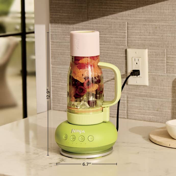 Ninja BlendBOSS Personal Blender Bundle with 26 oz Travel Tumbler - Image 17