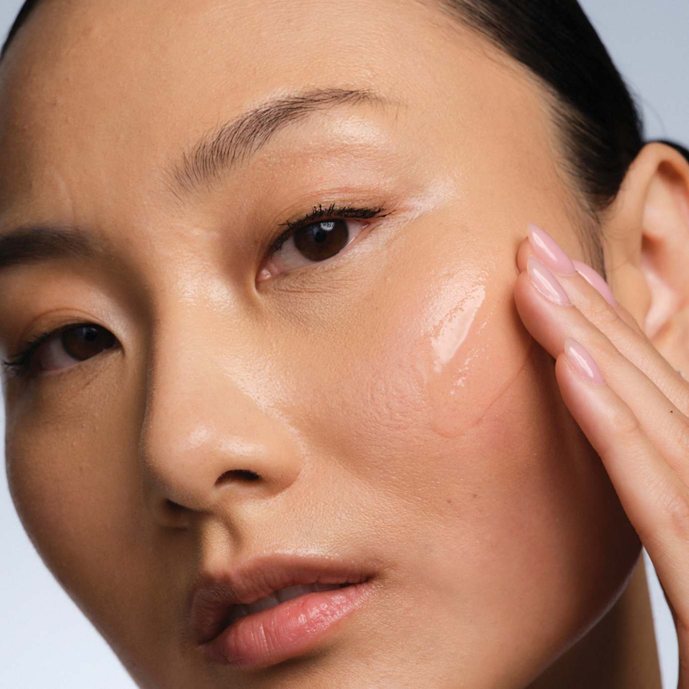 Shark FacialPro Glow At Home Hydrating Facial System in Pink - Image 7