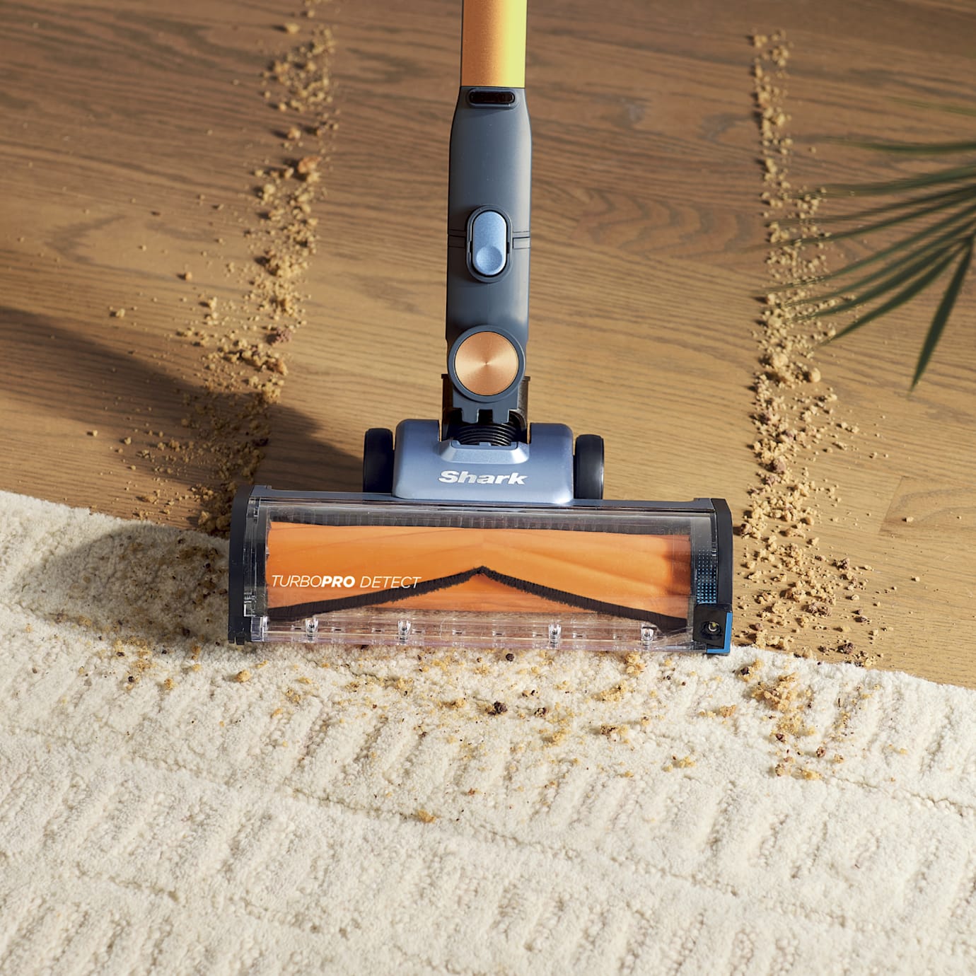 Shark PowerDetect Speed Cordless Vacuum - Image 2