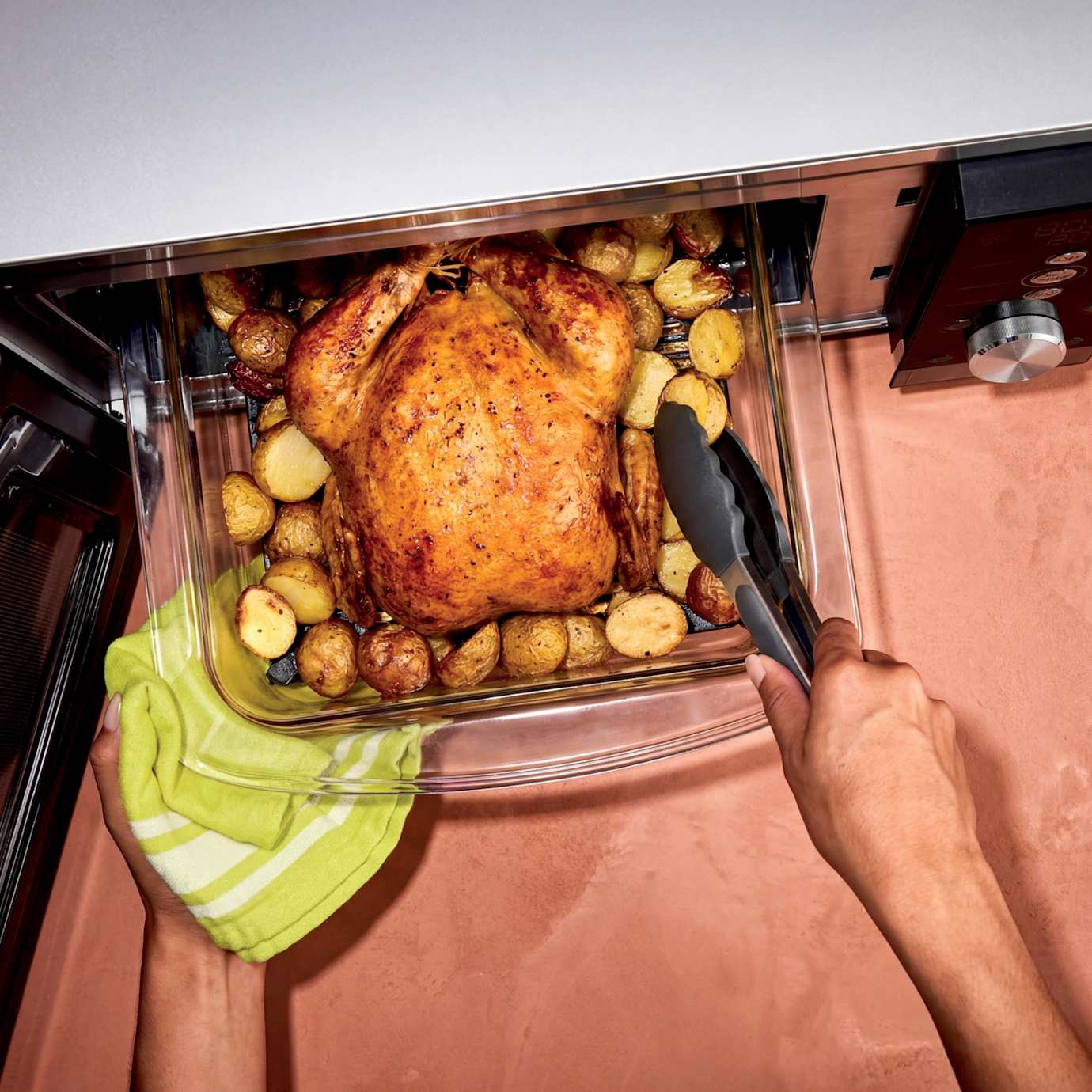 Ninja Crispi Microwave and Air Fryer - Image 2