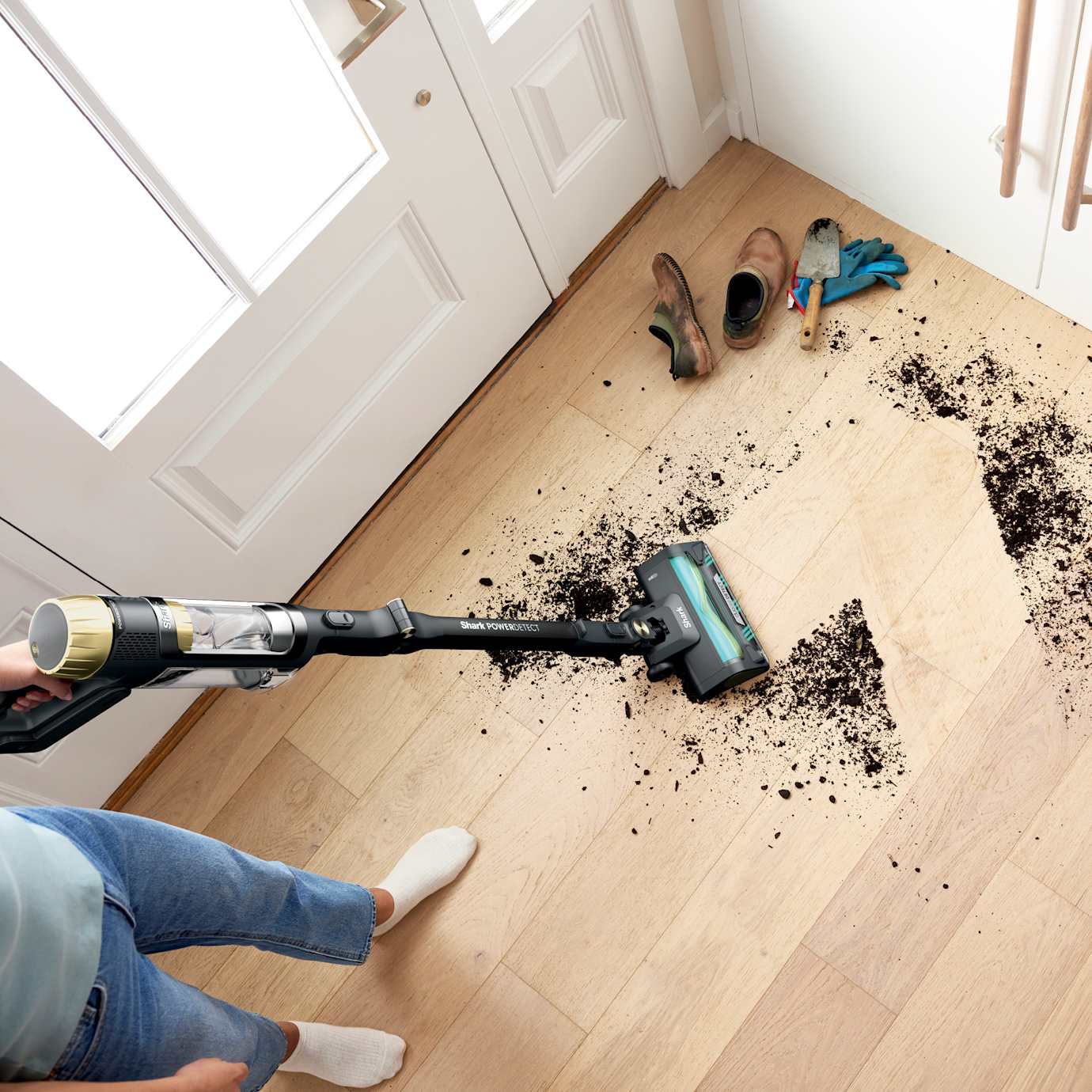 Shark PowerDetect Reveal Cordless Vacuum Clean & Empty System - Image 6