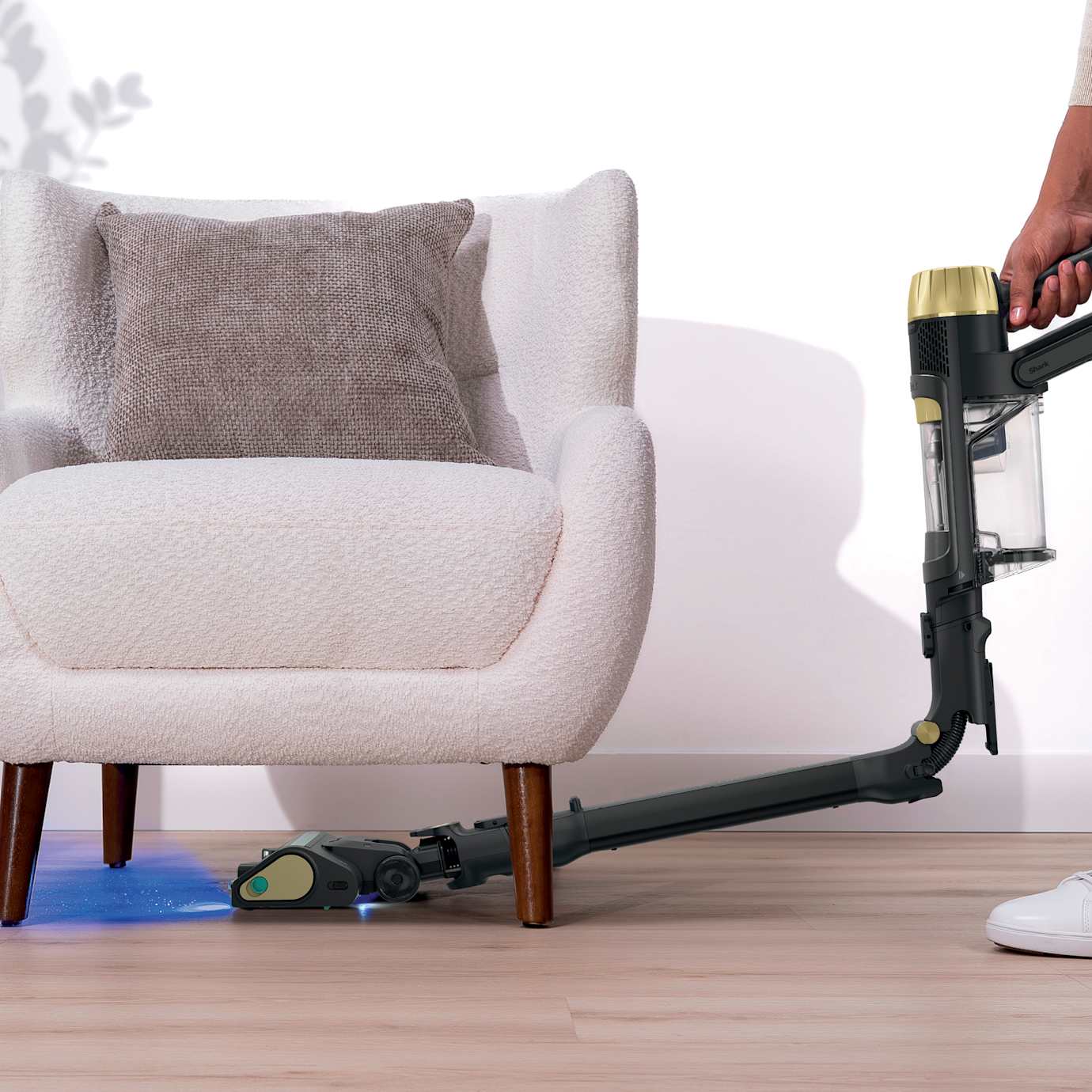 Shark PowerDetect Reveal Cordless Vacuum Clean & Empty System - Image 9