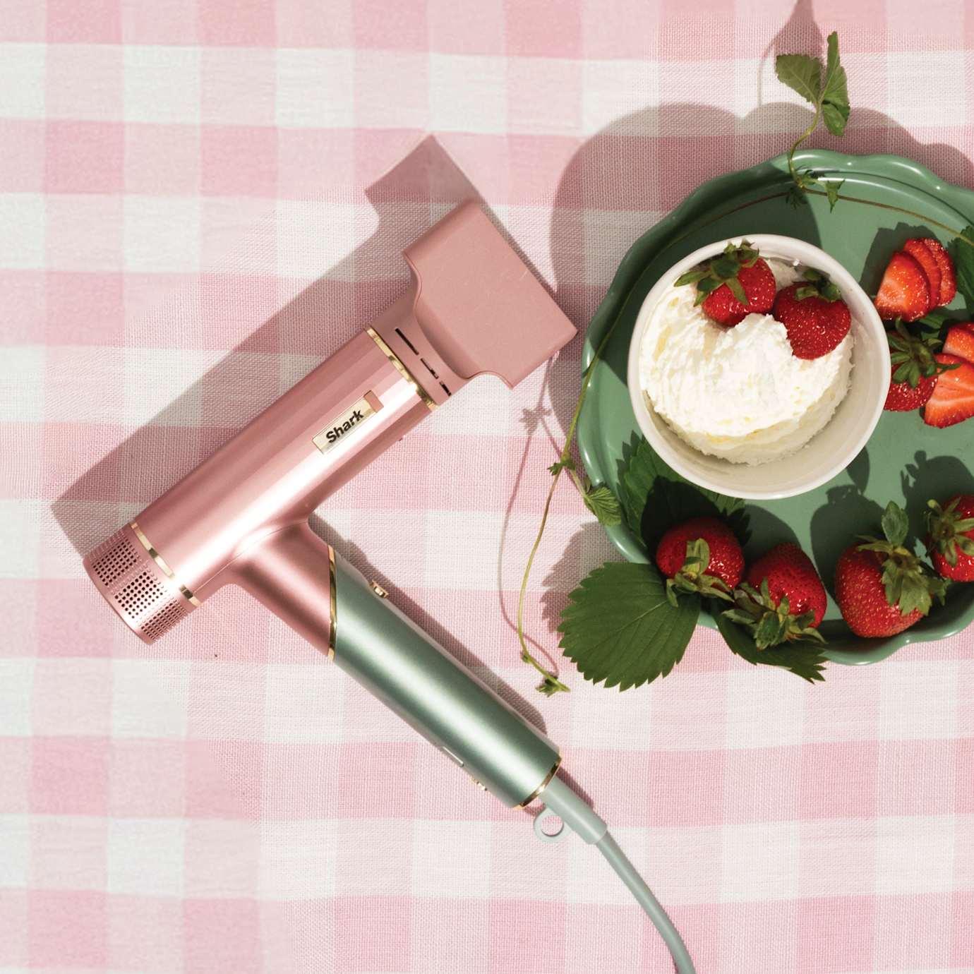 Shark SpeedStyle Hair Dryer ProFlex in Strawberry Matcha - Image 3