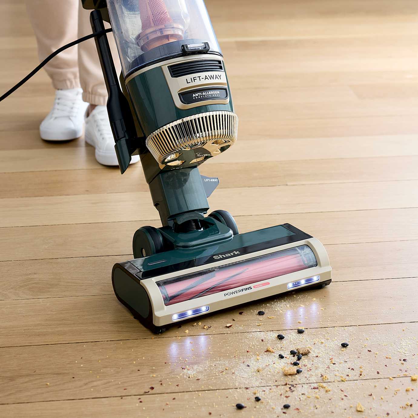 Shark Rotator Lift-Away Upright Vacuum - Image 7