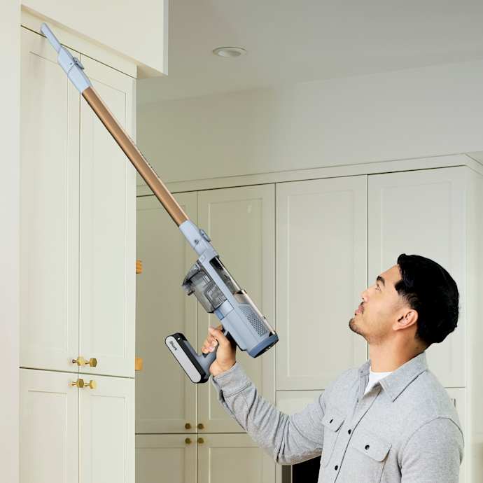 Shark PowerLite Cordless Stick Vacuum - Image 9