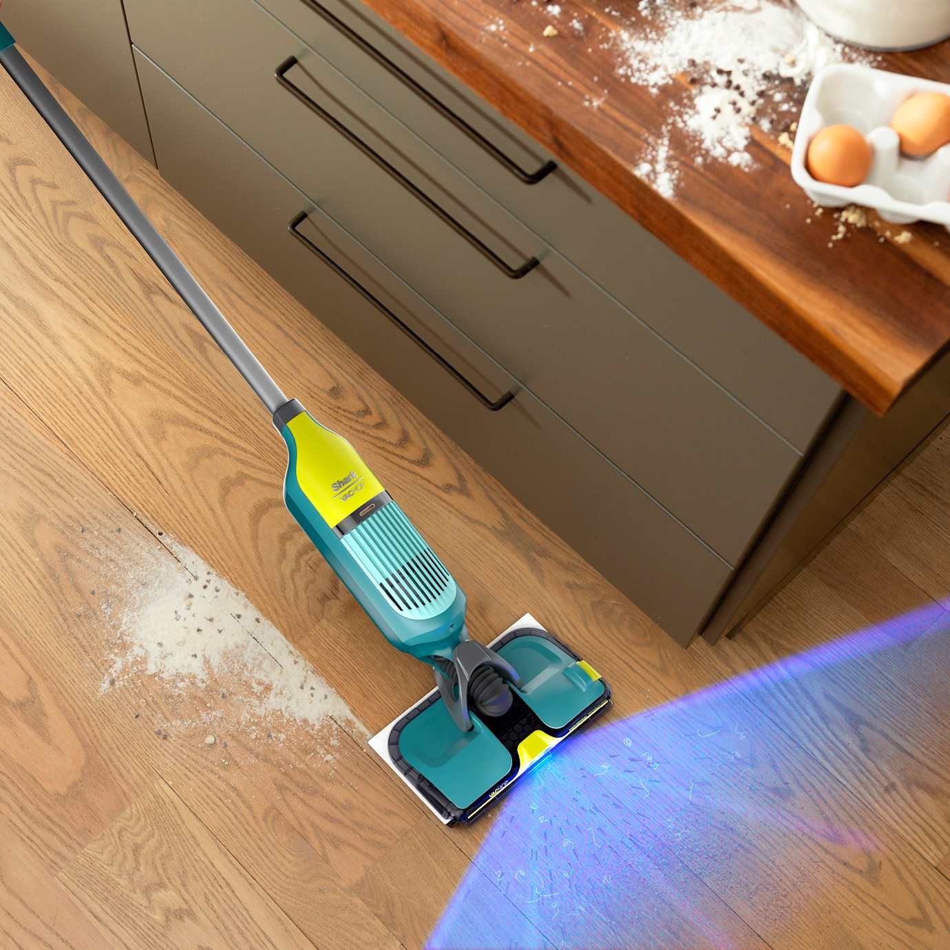 Shark VacMop Cordless Vacuum Mop Bundle - Image 5